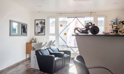 Art iss : Coiffeur à Saint-Jean-de-Beugné