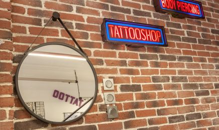 Pink Star Tattoo : Institut de beauté à Istres
