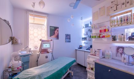 Carlyn Beauty  : Manucure à Sanary-sur-Mer