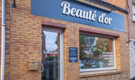 Beauté d'or : Manucure à Coudekerque-Branche