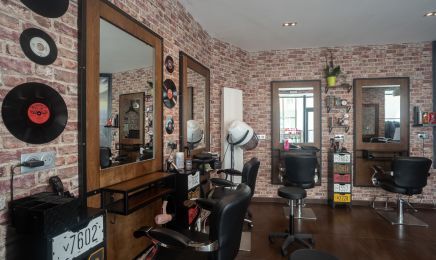 Lucie’F Hair : Coiffeur à Francheville
