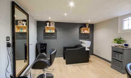 COIFFURE AU SALON AIX'THETIQUE : Coiffeur à Venelles