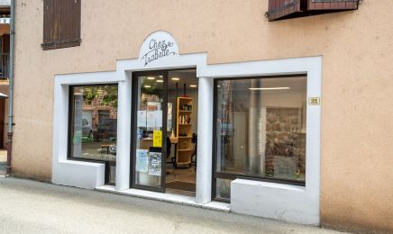 "Chez Isabelle" : Coiffeur à Marcillac-Vallon