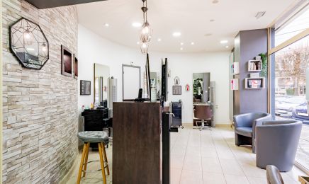 Cindy V Hairs Designers : Coiffeur à Villeneuve-le-Roi