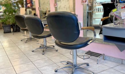 Witold : Coiffeur à Cuincy