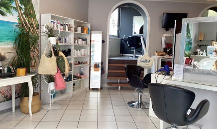 Viva La Vie by Nathalie - Hair Nature : Coiffeur à Royan