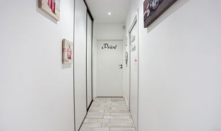 Douceur Cocooning : Manucure à Nice