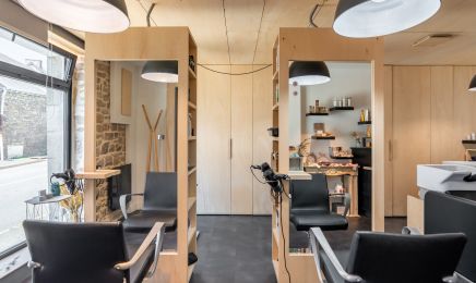 Le tiroir a cheveux : Coiffeur à Plougoumelen