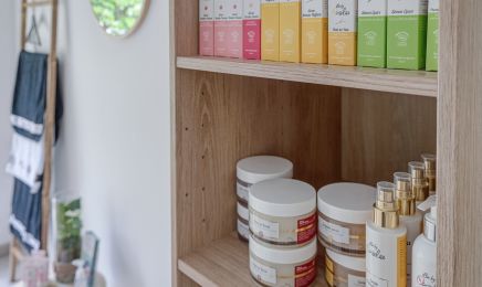 Jenny's Beauty : Coiffeur à Pessac
