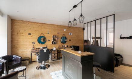 Hair By Mag (Anciennement Mod'hair) : Coiffeur à Neuville-les-Dames