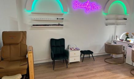 Beauty Box Stachus: Nagelstudio in München