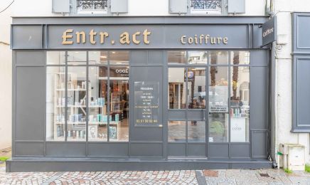 Entr’act : Coiffeur à Les Sables-d'Olonne