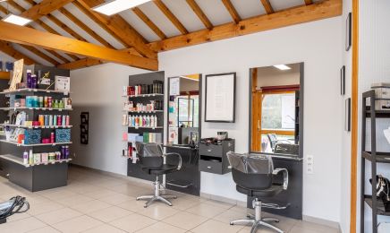  Art et Tifs : Coiffeur à Val-de-Virieu