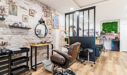 Le Carré Moustache : Barbier à Libourne