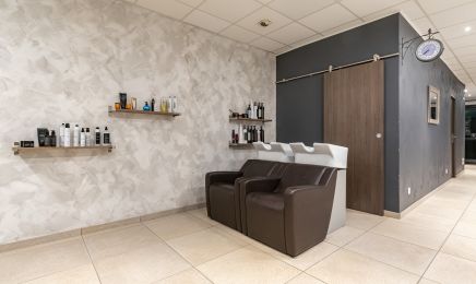 L’imprevu : Coiffeur à Challes-les-Eaux