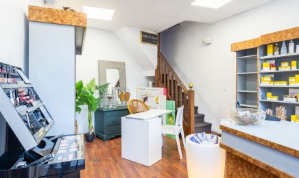 Pom : Institut de beauté à Luneray