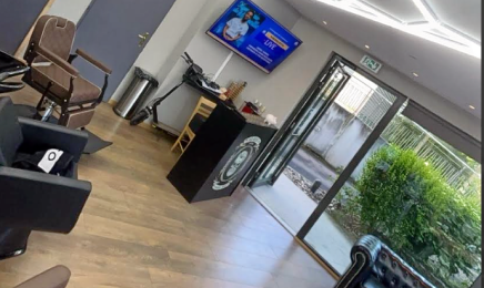 442 Barber : Barbier à Saint-Julien-en-Genevois