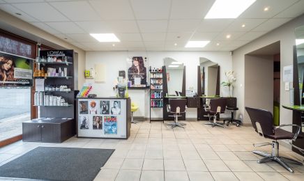 Le Salon Caroll : Coiffeur à Les Salles