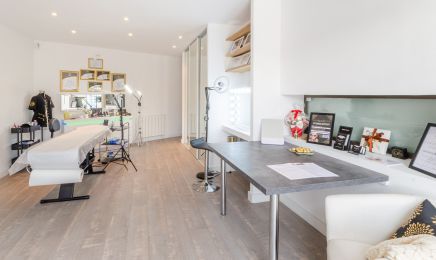 Zhanna Martini ACADEMY Maquillage permanent : Institut de beauté à Allauch