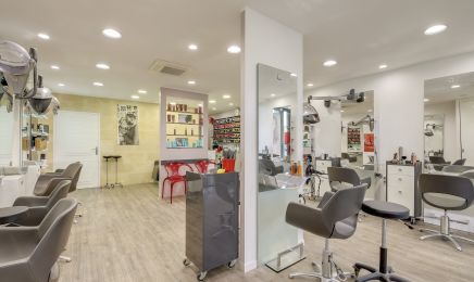 Salon Bernard Ferreira clin d'oeil  : Coiffeur à Mérignac