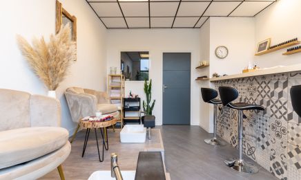 The beauty bar : Manucure à Yerres