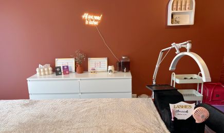 Glow'n'cils - EXTENSIONS DE CILS - BROWLIFT - LOOS - LILLE : Institut de beauté à Loos