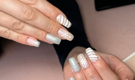 BELLA AESTHETIC : Manucure à Valserhône