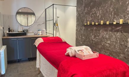 Bien Être et Beauté : Manucure à Montferrand-le-Château