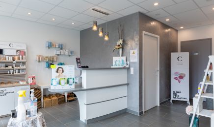 O Natur’Elle  : Institut de beauté à Villiers-en-Plaine