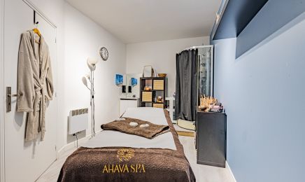 L’Instant precieux  : Manucure à Martigues