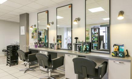 R Coiffure : Coiffeur à Labastide-d'Anjou