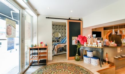 BEAUTICA : Manucure à Mauguio