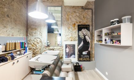 SALON MIKHAEL - Marseille 6e : Manucure à Marseille