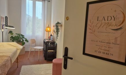 Lady Moon : Institut de beauté à Hyères