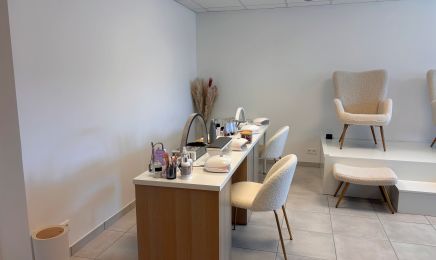 L'instant Beauté  : Manucure à Eloise