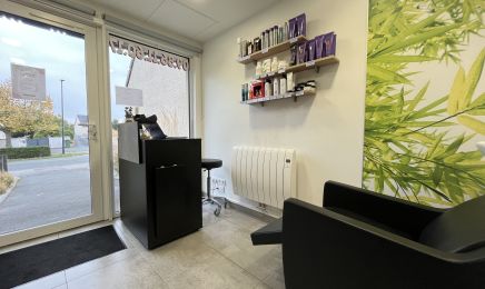 Studio 786 : Coiffeur à Camon