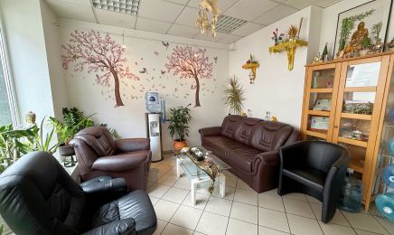 Jaroenporl Thaimassage: Kosmetikstudio in Köln