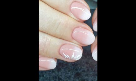 Nail lounge by Julia : Nagelstudio in Gütersloh