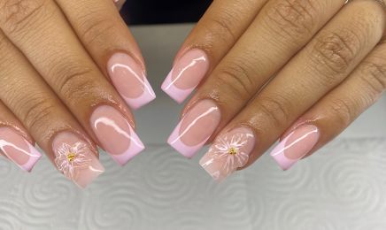 Trending Nails : Manucure à Toulouse