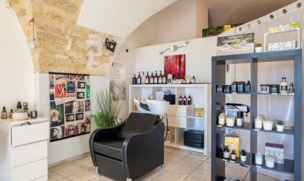 Emy Coup’ et Coiff’ : Coiffeur à Montbazin