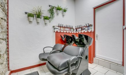 Atelier De Coiffure - Annie Darroussat  : Coiffeur à Orthez
