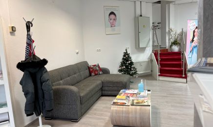 Kosmetikstudio Olga + Nikita: Kosmetikstudio in Geisenheim