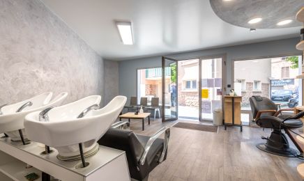 "Chez Isabelle" : Coiffeur à Marcillac-Vallon