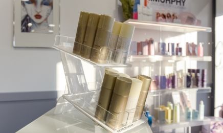Suzann John : Barbier à La Teste-de-Buch