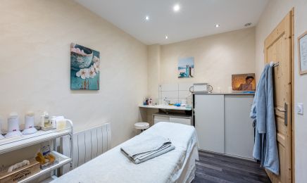 Grain de beauté : Manucure à Saint-Jean-de-Maurienne