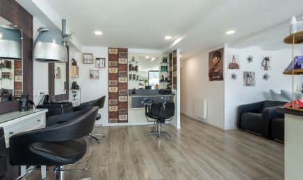 Les Ciseaux de Noëmie  : Coiffeur à Juvigny Val d'Andaine