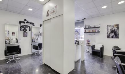 Krystal Hair : Coiffeur à Val-de-Reuil