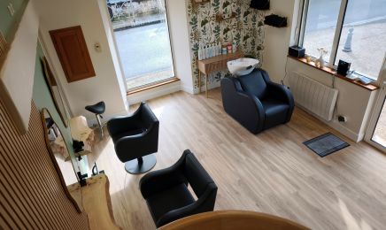 L’ Atelier Beauté : Coiffeur à La Chapelle-des-Pots