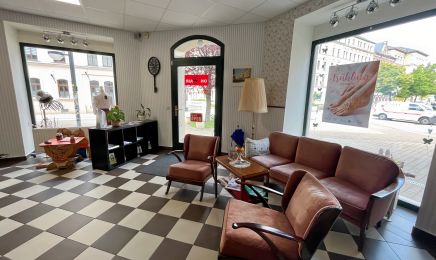 On Hair & Red Lips: Friseur in Chemnitz