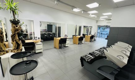 Mesnil coiff : Coiffeur à Le Mesnil-le-Roi
